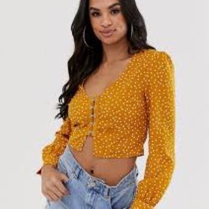Misguided Hook and Eye Long Sleeve Crop Top